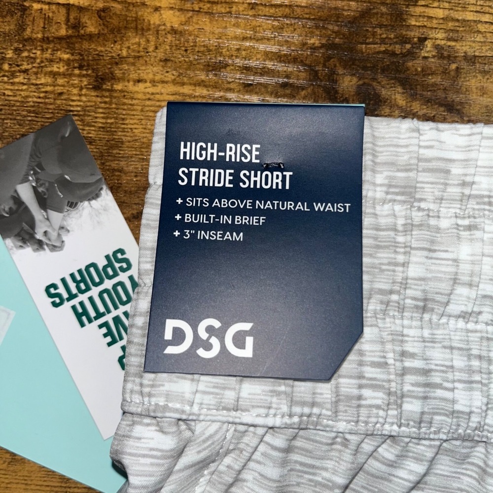 DSG Women's 3" High Rise Waistband Lined Shorts 2X XXL NWT Heather White - Picture 5 of 7
